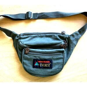 VTG Everest Fanny Pack Army Green Nylon Travel Hip Waist Belt Gorpcore Hiking